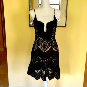 SAYLOR Black knee length dress